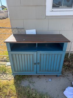 Tv stand/ cabinet