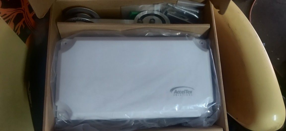 AccelTex Solutions Indor /Outdoor Patch Antenna