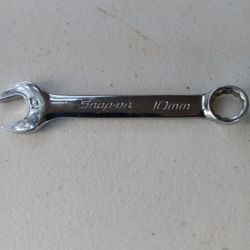 SNAP ON 10MM COMBINATION  WRENCH 