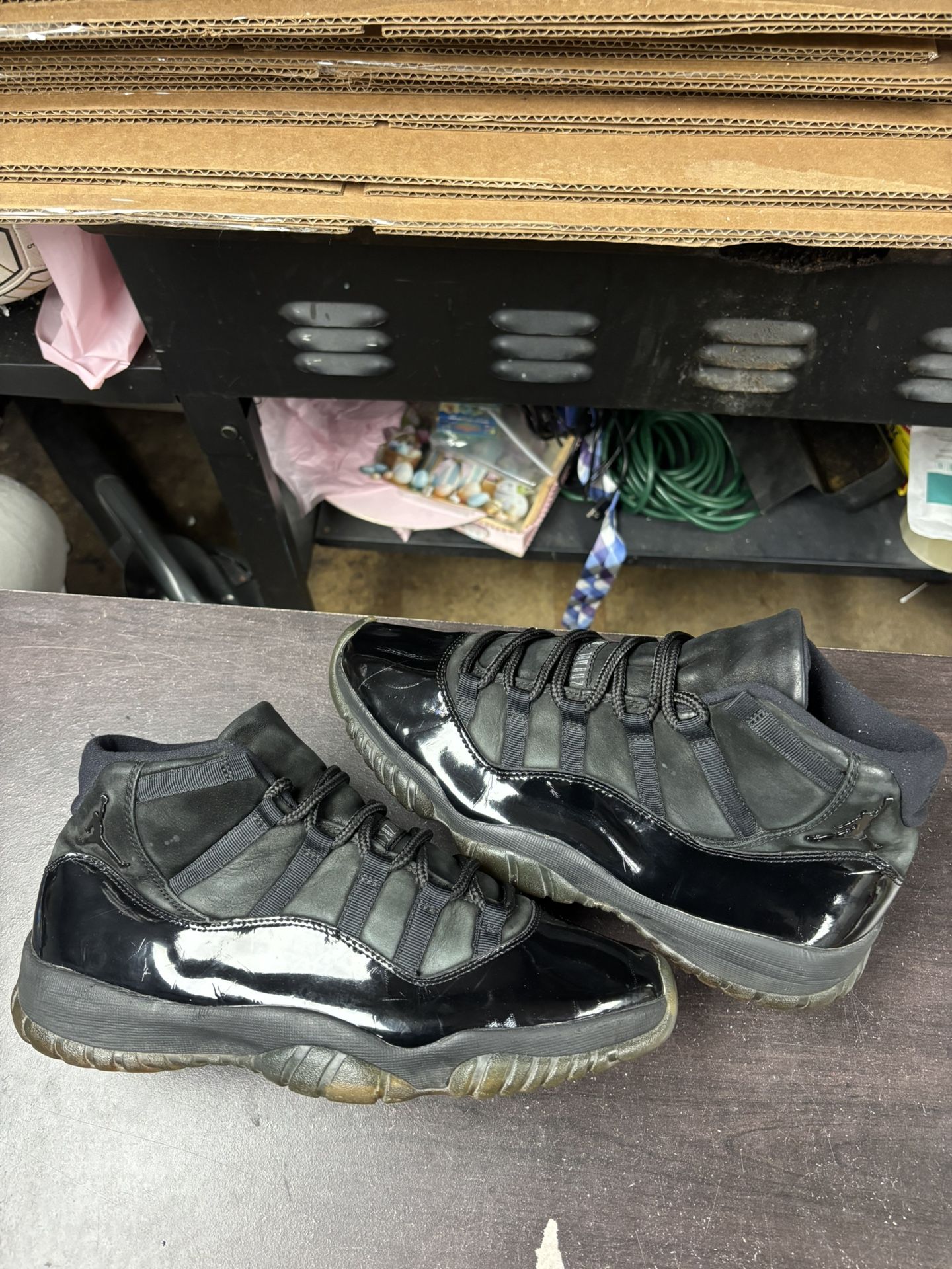 Air Jordan 11 Cap And Gown