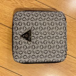 GUESS Bags Organizers