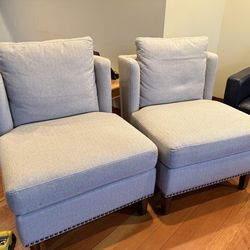 Accent chairs