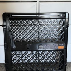 baby/dog gate