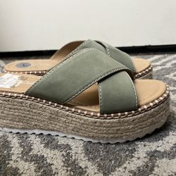 Green Wedge sandals 