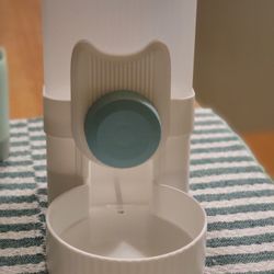 Automatic Pet Feeder 