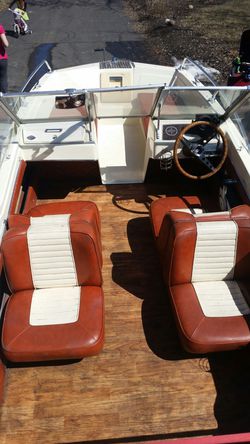 1974 glastron v156 tri-hull roundabout for Sale in Minneapolis, MN