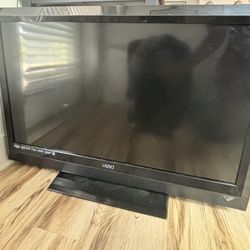 Vizio tv 37-40 Inch