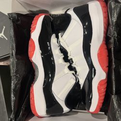 Jordan 11 Low Concord Bred