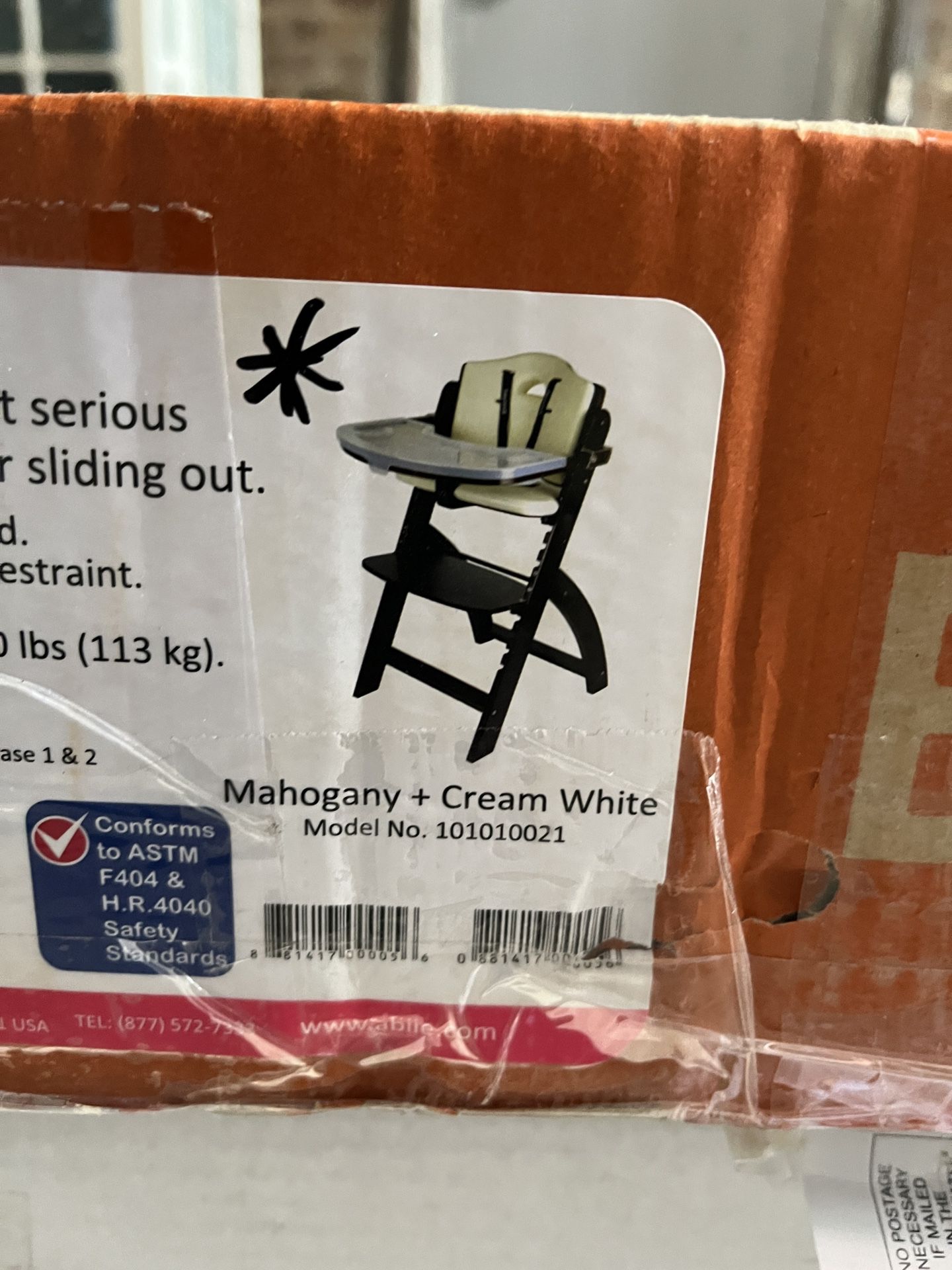 Abiie High Chair Mahogany + White  