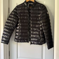 Moncler Shiny Black Puffer Woman Jacket 