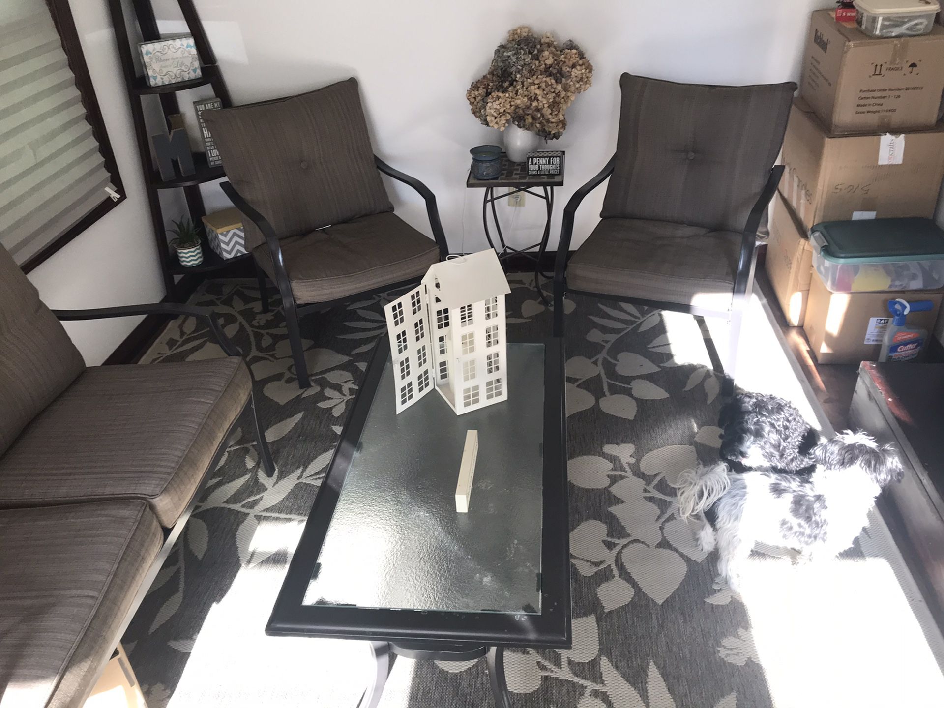 Outdoor/Indoor patio furniture set
