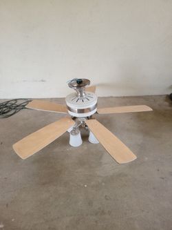 Hampton Bay ceiling fan