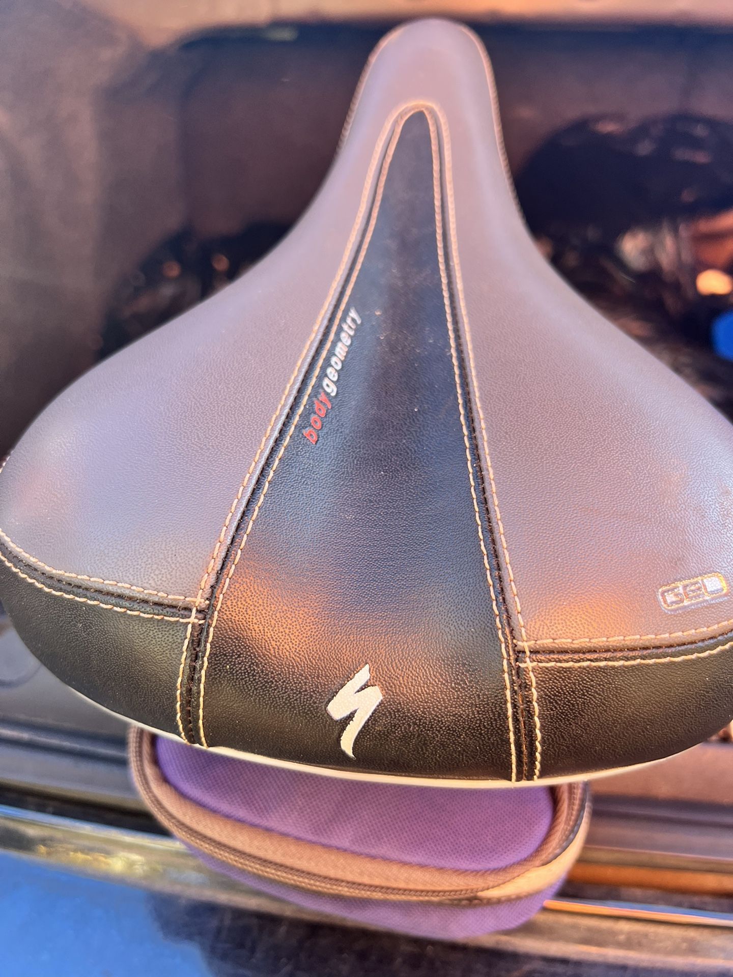 Bike Seat body geometry expedition seat
