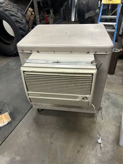 Champion WC44 Swamp Cooler