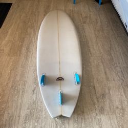 Surfboard - Taco 6’  Brand New, 3, Tri Fin