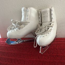 Edea Skates For Figure Skating