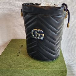 GG Marmont Mini Bucket Bag