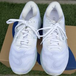 Ascis Shoes
