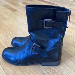 Steve Madden Soft Leather Boots Black Color Size 7.5