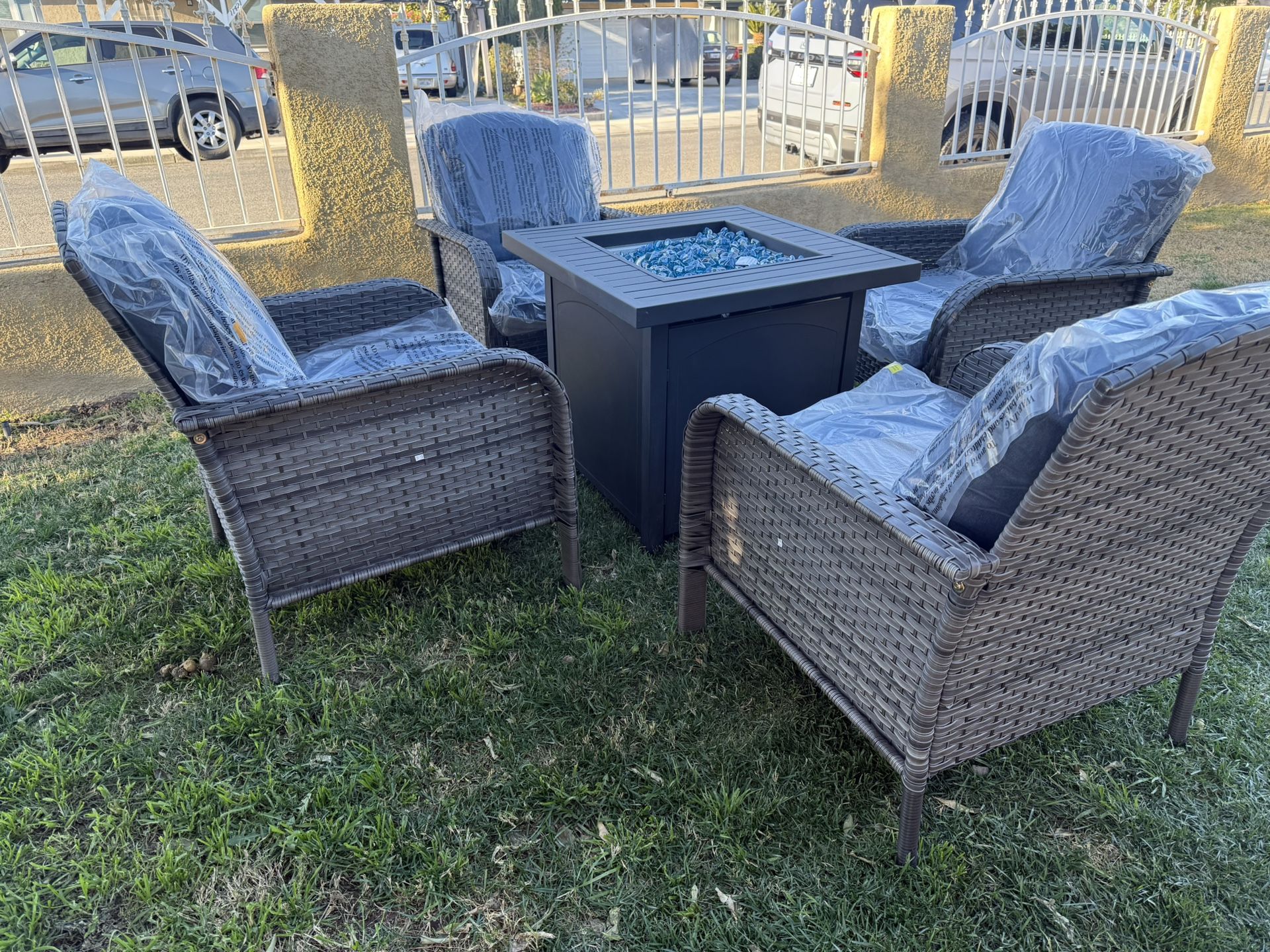 Brand New Patio Outdoor Furniture Set