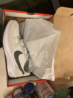 Men’s Nike waffle size 13