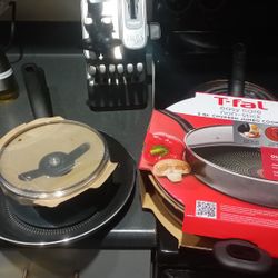 T-FAL PANS & POT BUNDLE 
