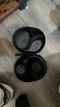 Sony WH-1000XM4 Noise Cancellation Headphones