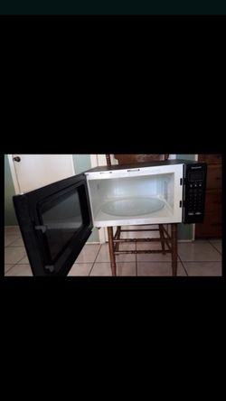 Microwave Panasonic 1250W $40.00