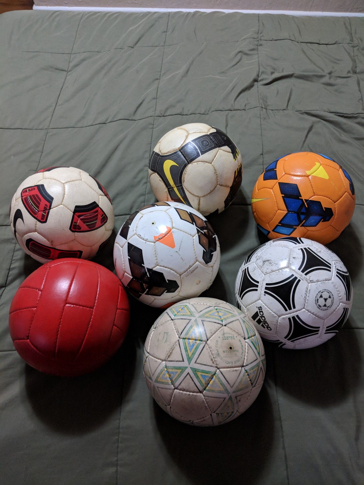 Professional soccer balls for Sale in Chula Vista, CA OfferUp