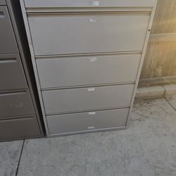 Metal Filing Cabinet 