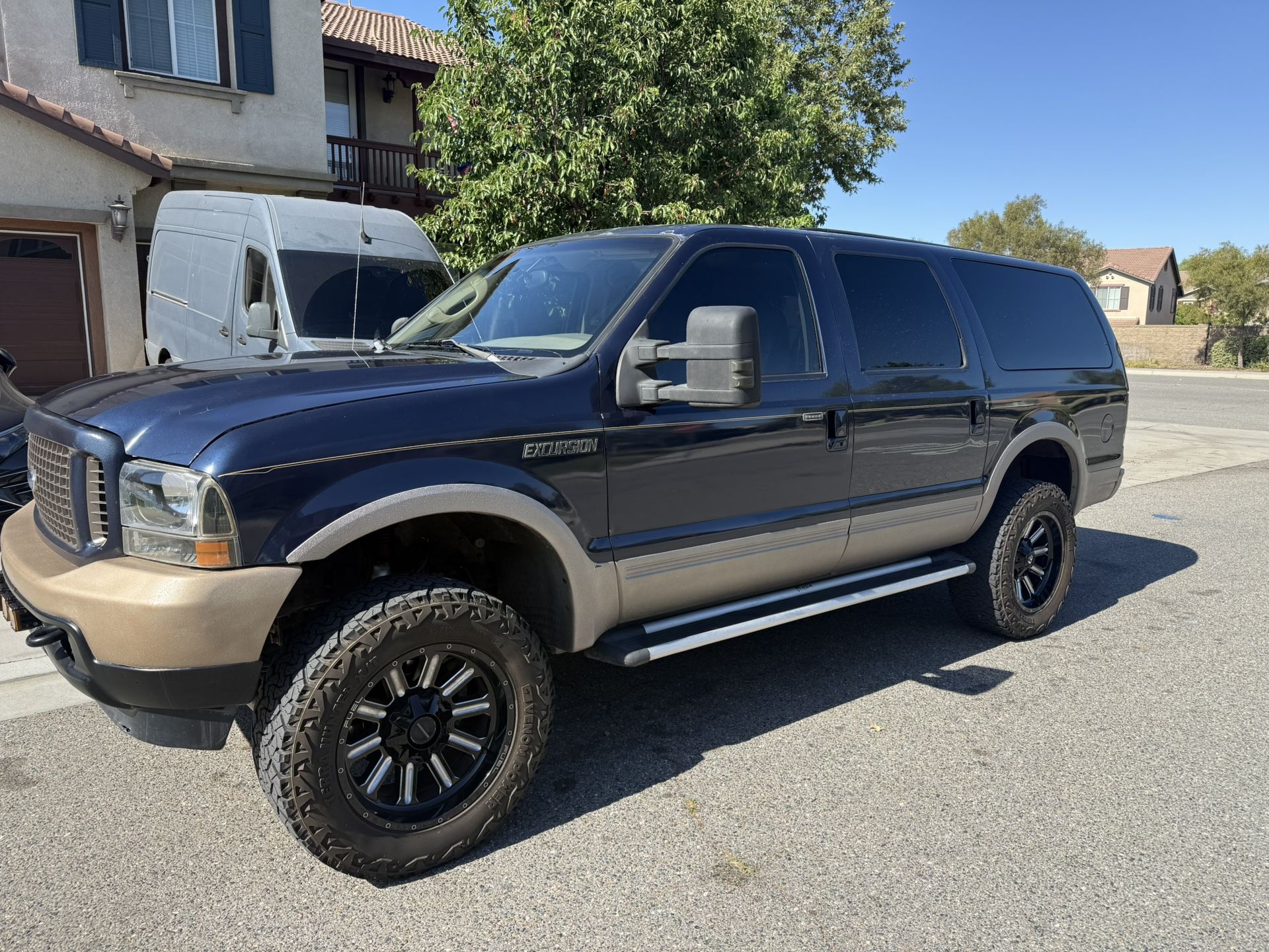 2004 Ford Excursion