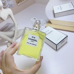 Chanel No. 19 Classic Elegant Heartfelt Edition 100ml