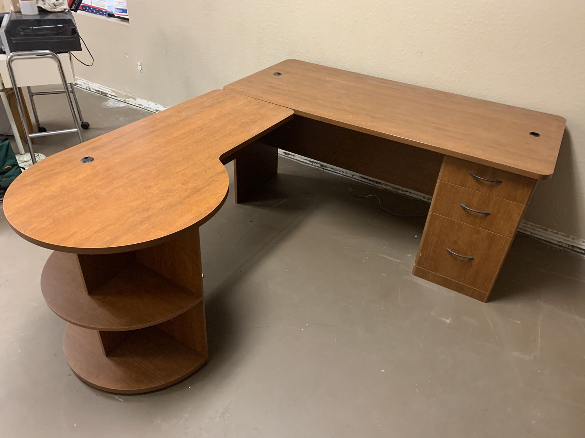 Free L shaped desk