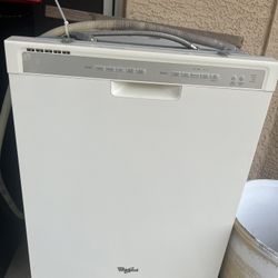 Dishwasher Whirlpool 