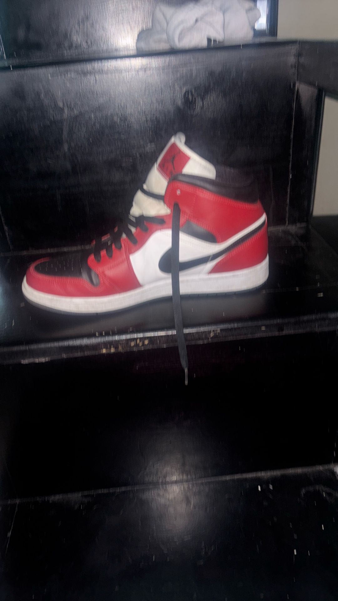 Jordan 1 Chicago Mids Trades Also ! Size 11