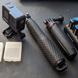 GoPro Hero 8 Black With Accessories 