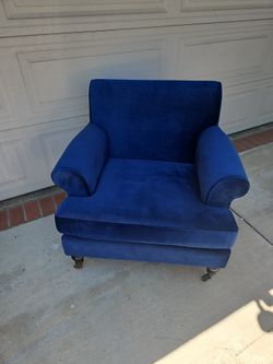 New Large lounge chair
