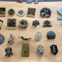28 Vintage/Antique Sports Pins-Magnet-Hockey Medal