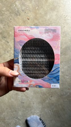 Eyelash Clusters