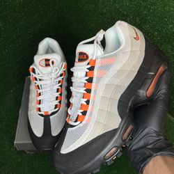 Air Max 95 Size 8.5/10