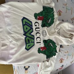 Gucci Sweater Authentic (NEGOTIABLE)