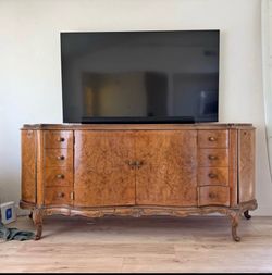 Antique Tv console/ buffet/ sideboard