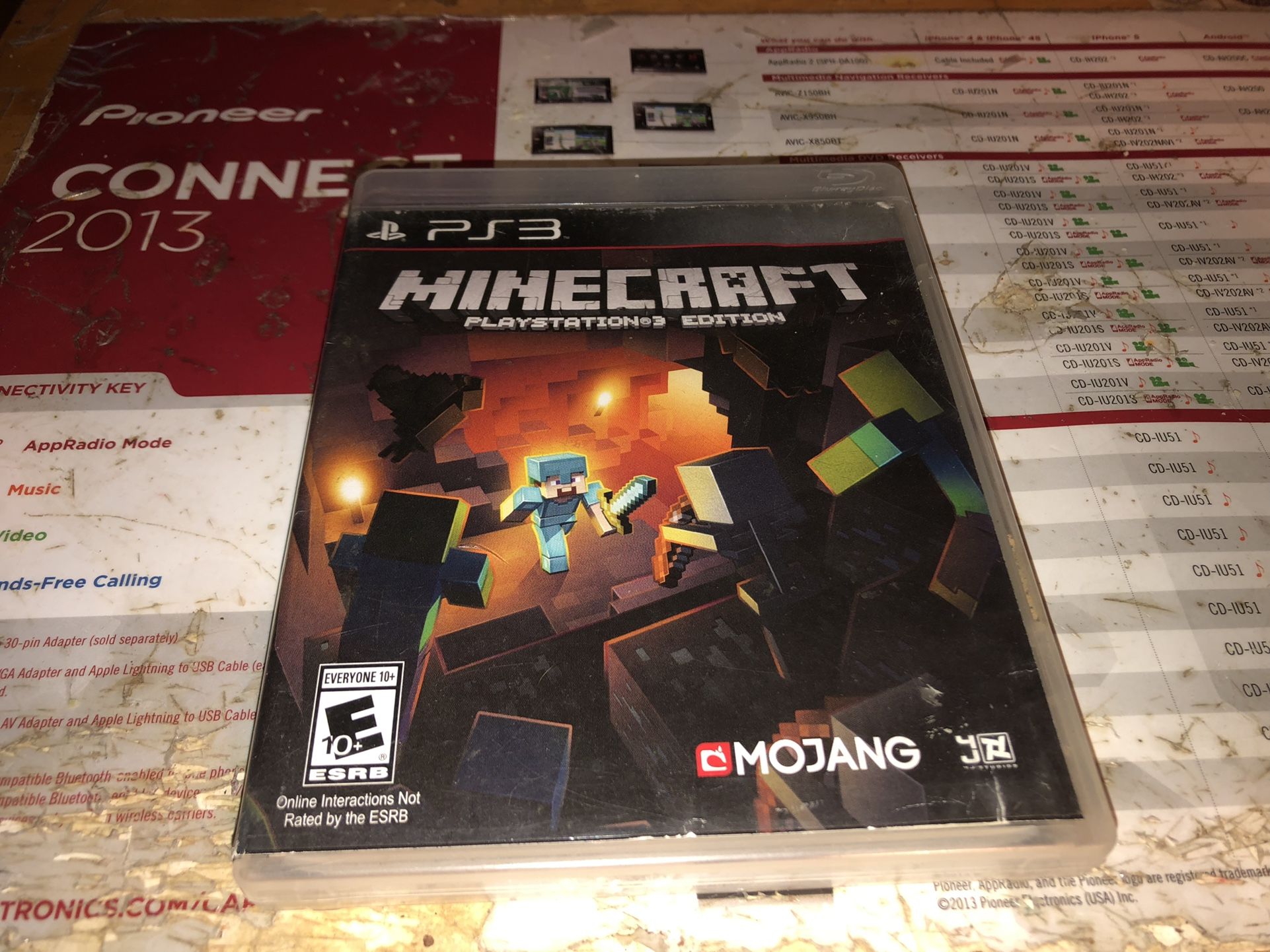 Minecraft PlayStation 3 Edition (Sony PlayStation 3 PS3, 2014) for Sale in  Mesa, AZ - OfferUp