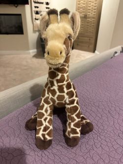Giraffe Stuffed Animal Plush Toy