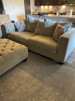 Sofa set