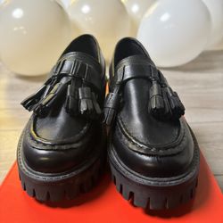 Women’s ASRA Chunky Lug Sole Loafer - Black - Size 6.5