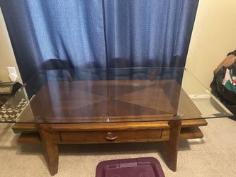 Coffe Table & End Table Set !