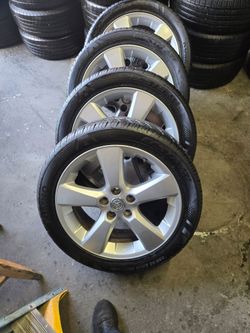 Rims for toyota camry 18 with  tires 235/45/18  about 80% life