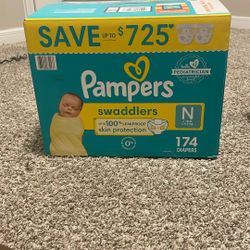 Newborn Pampers 