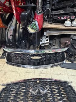 2022 Infiniti Qx60 front grill